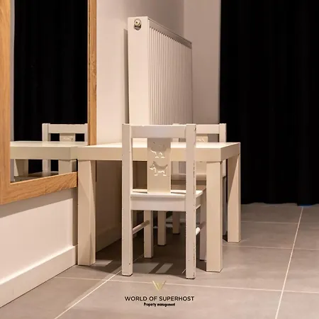 Spacious Closeby The Sea Up To 6 People! アパート オステンド